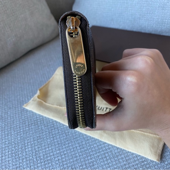 Louis Vuitton Zippy Wallet - Picture 4 of 7